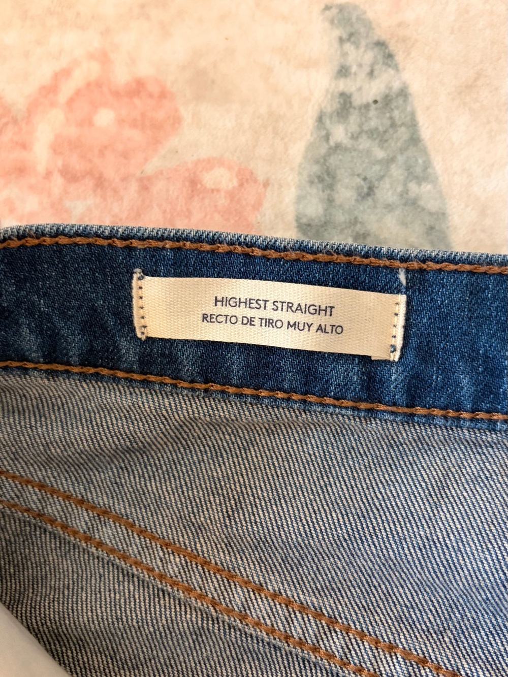 Universal Thread Blue Denim Midwash Jeans - Picture 3 of 10
